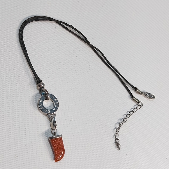 Green Earth Charmology Rope Charm Pendant Necklace - Picture 4 of 10